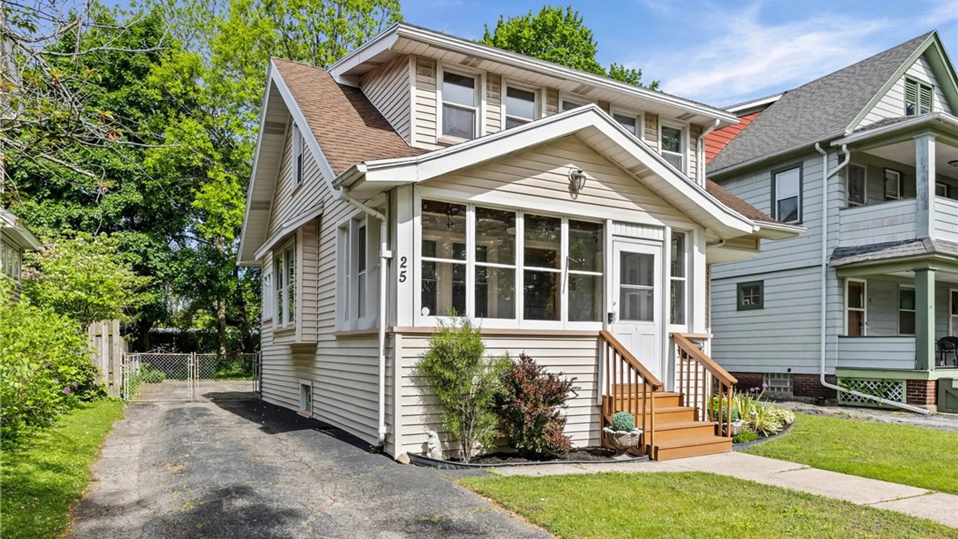 Property at 25 Coventry Avenue, Rochester, NY 14610 2