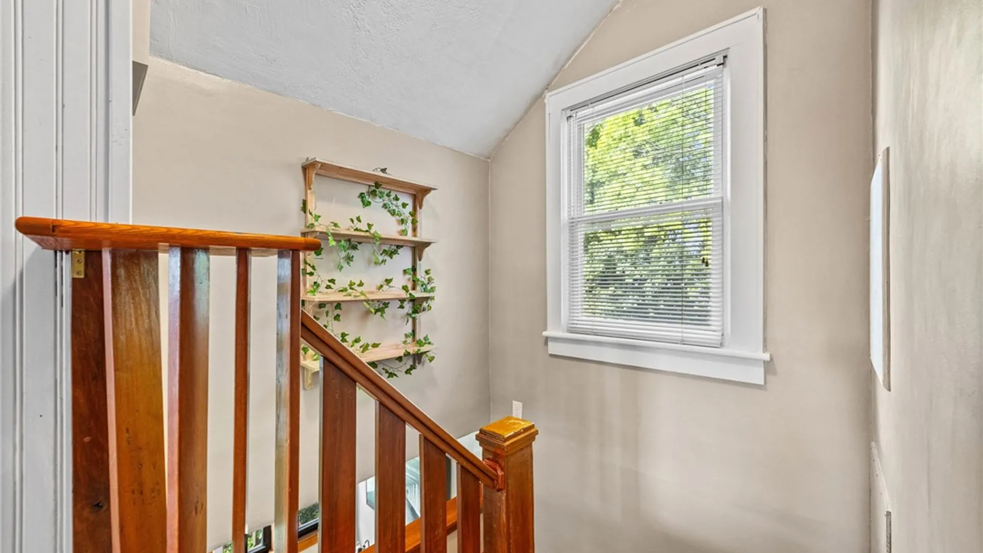 Property at 25 Coventry Avenue, Rochester, NY 14610 26