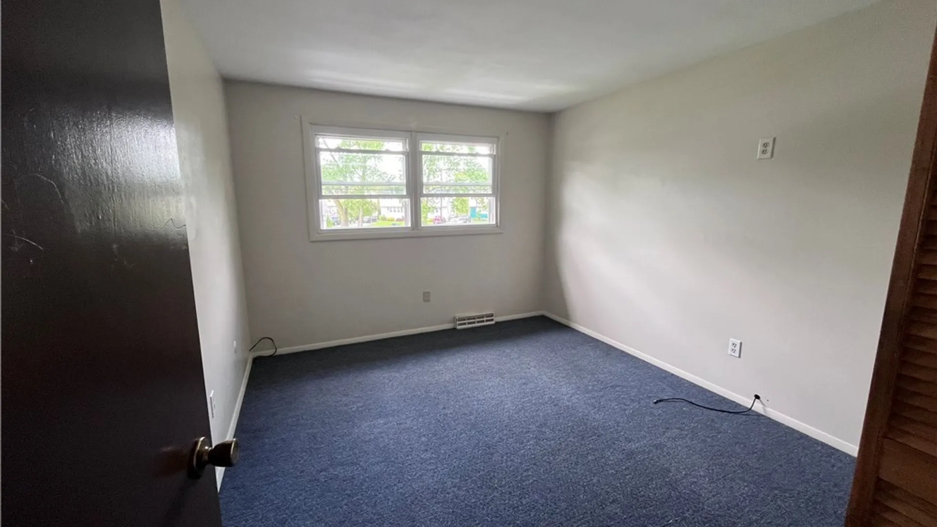 Property at 645 Sunflower Drive, Salina, NY 13088 9
