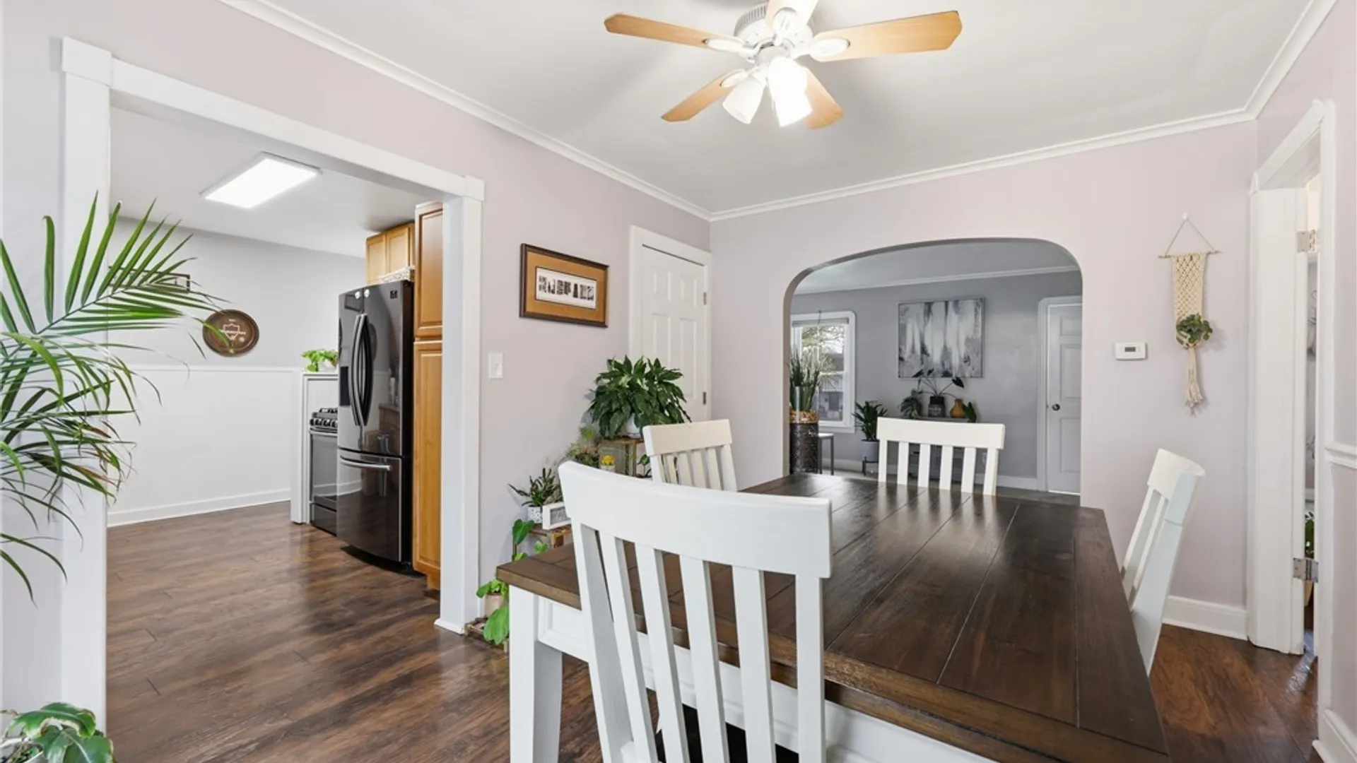 Property at 472 East And West Road, West Seneca, NY 14224 6