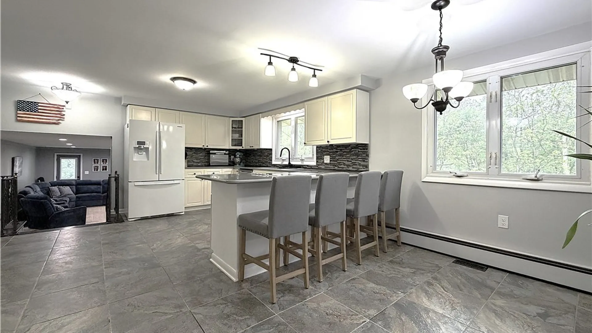 Property at 4858 Smiley Terrace, Clarence, NY 14031 10