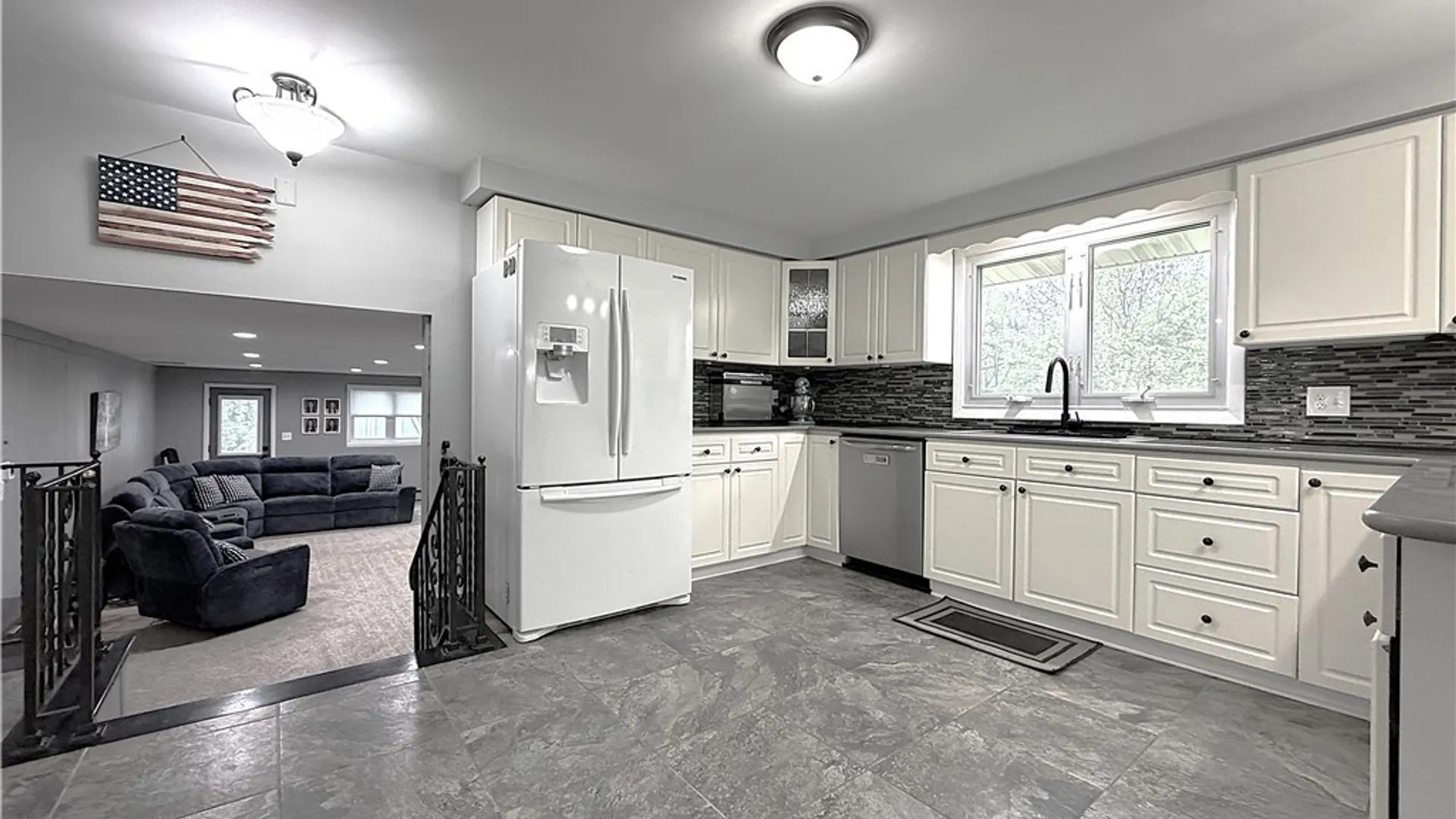 Property at 4858 Smiley Terrace, Clarence, NY 14031 13