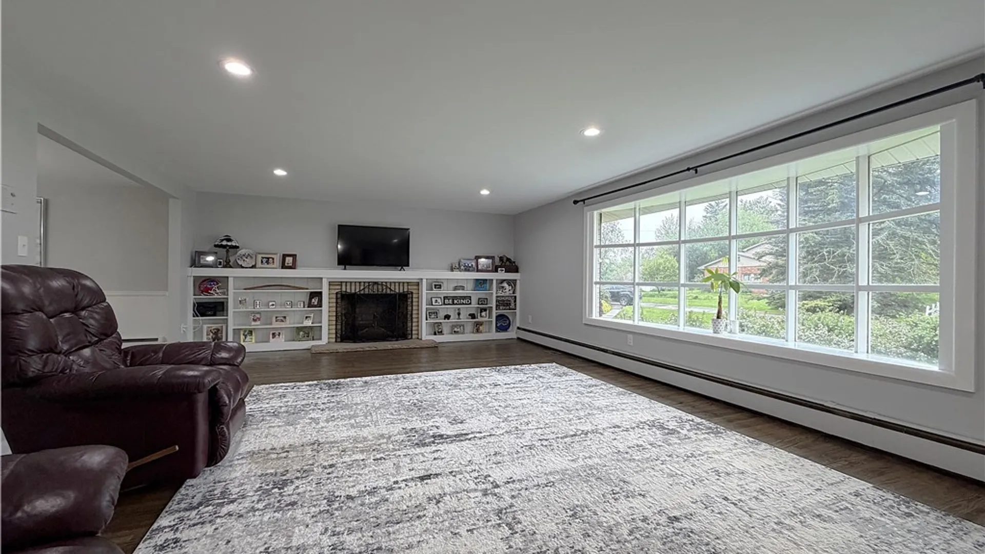 Property at 4858 Smiley Terrace, Clarence, NY 14031 3