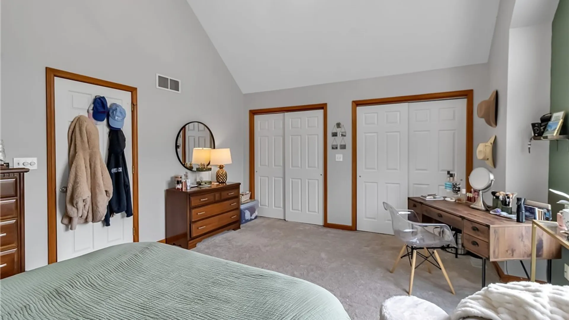 Property at 48 Pineview Court, West Seneca, NY 14224 22