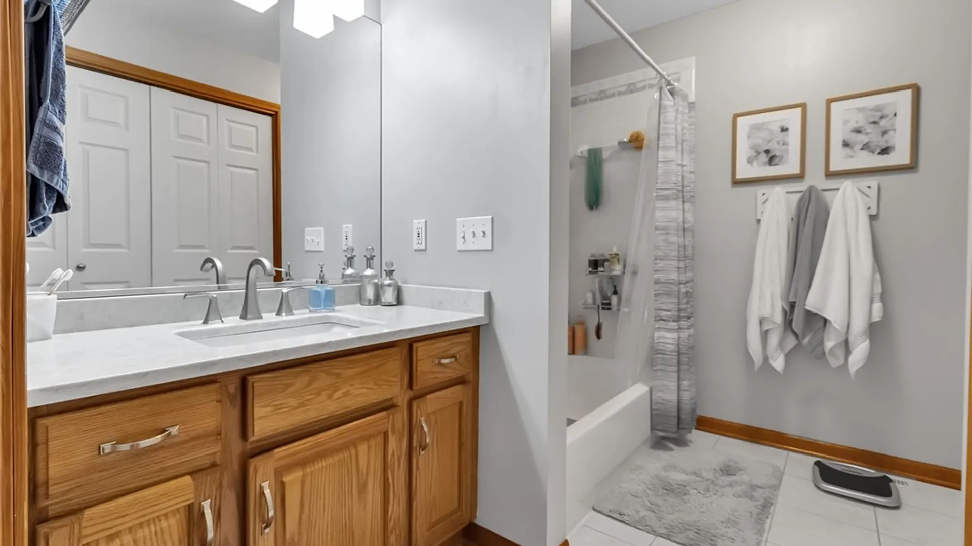 Property at 48 Pineview Court, West Seneca, NY 14224 25