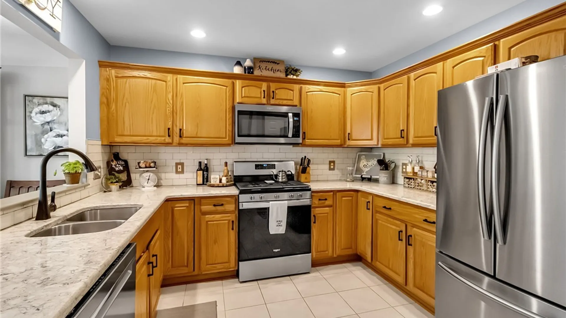 Property at 48 Pineview Court, West Seneca, NY 14224 6
