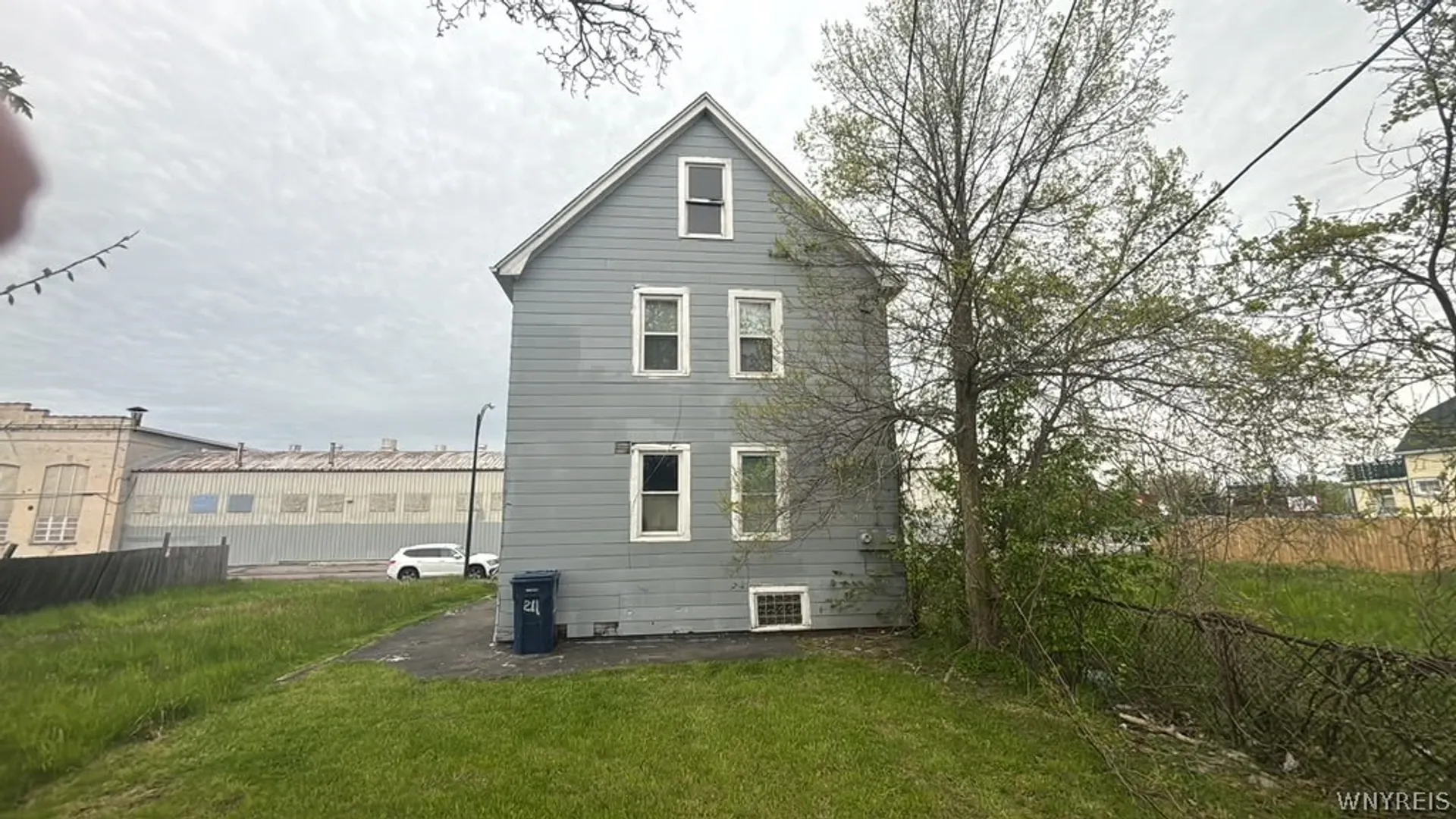 Property at 211 Grider Street, Buffalo, NY 14215 4
