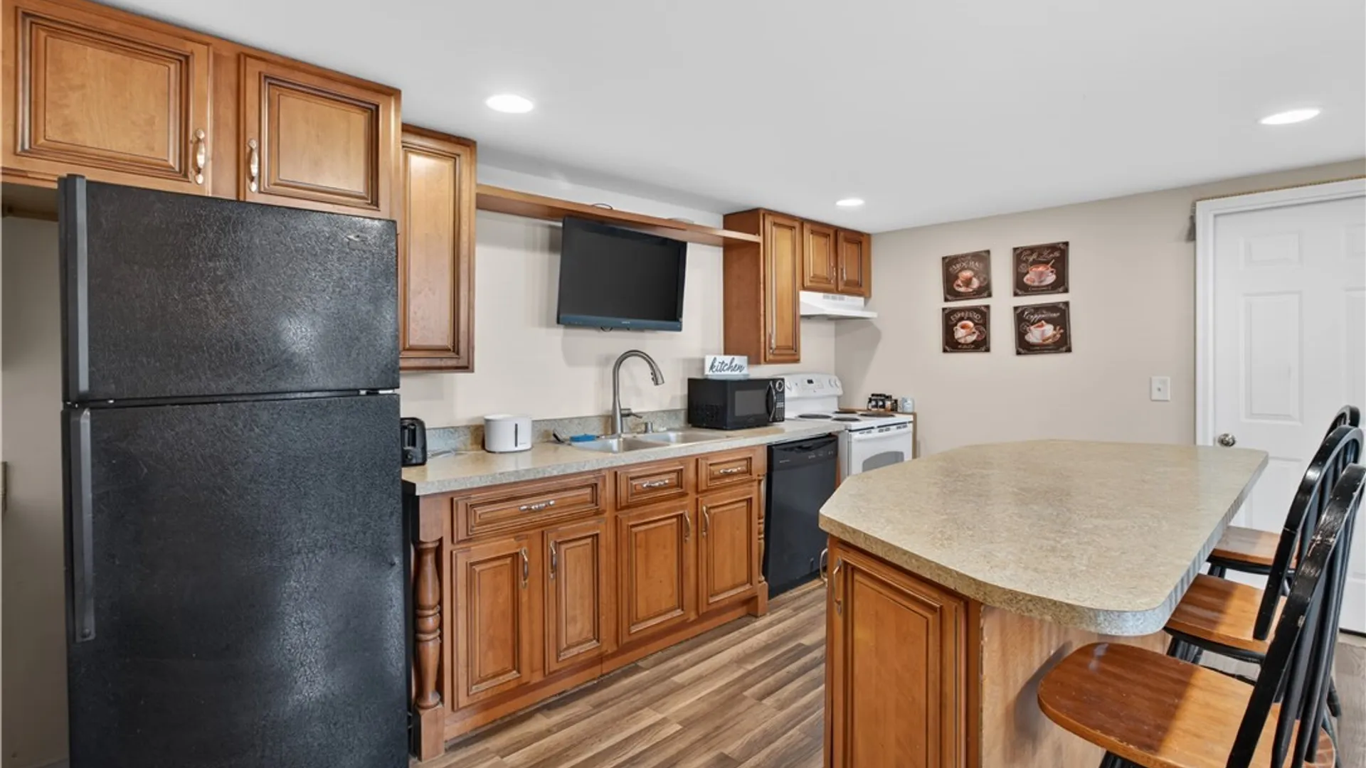 Property at 193 Cottage Street, Auburn, NY 13021 30