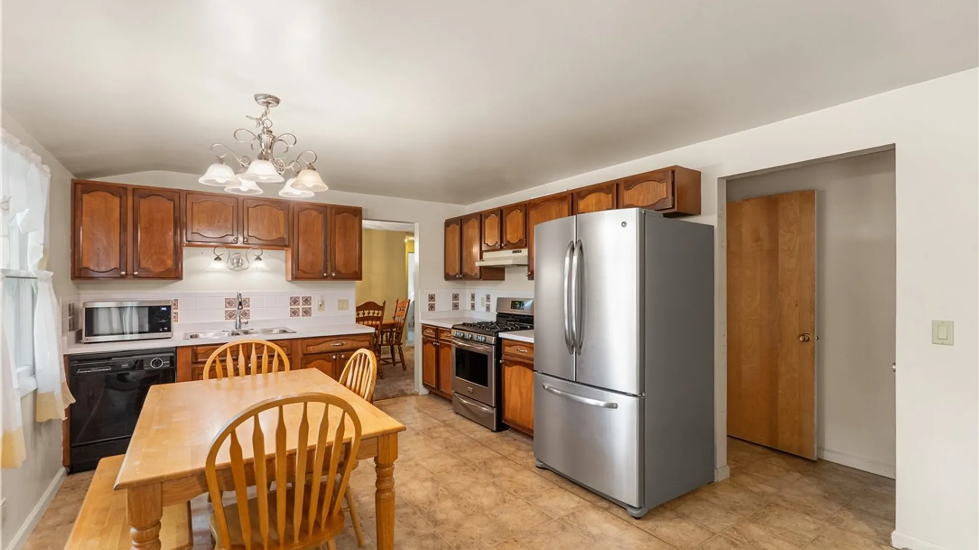 Property at 62 Gateway Road, Chili, NY 14624 15