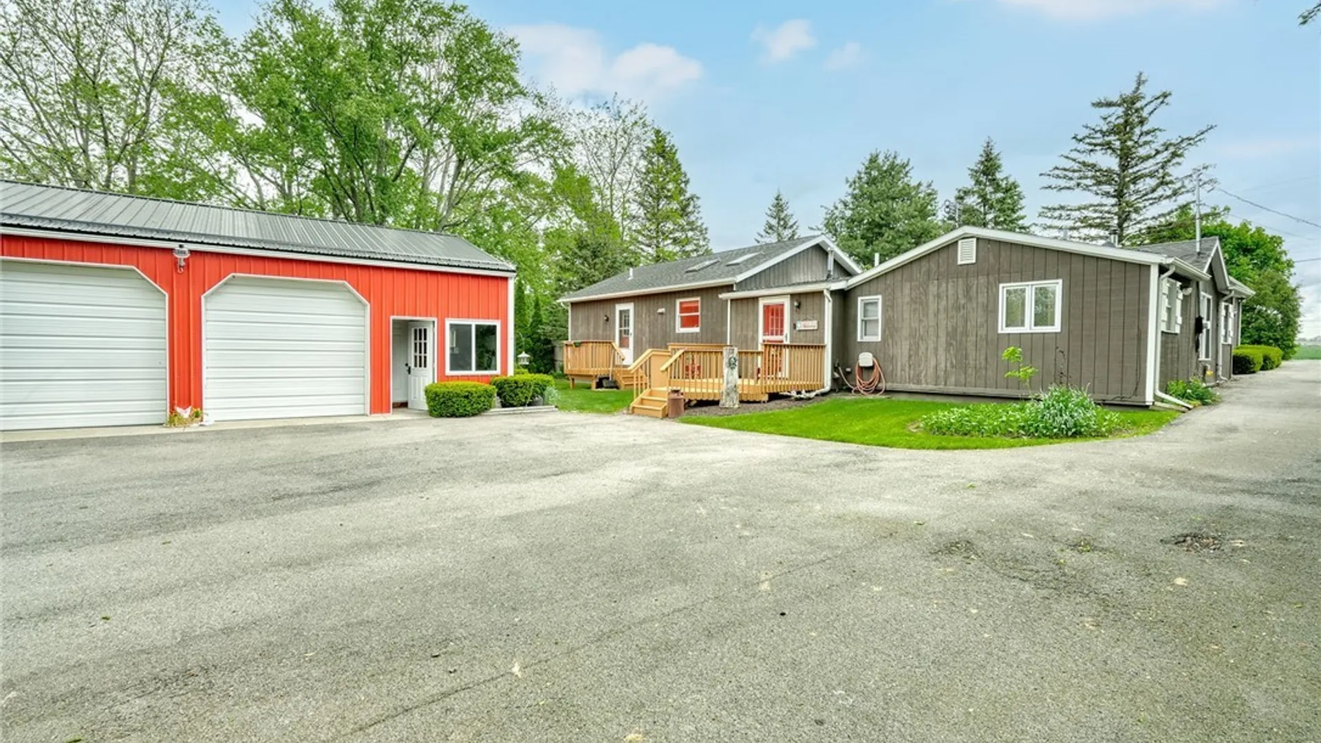 Property at 2492 Lakeville Road, Avon, NY 14414 2
