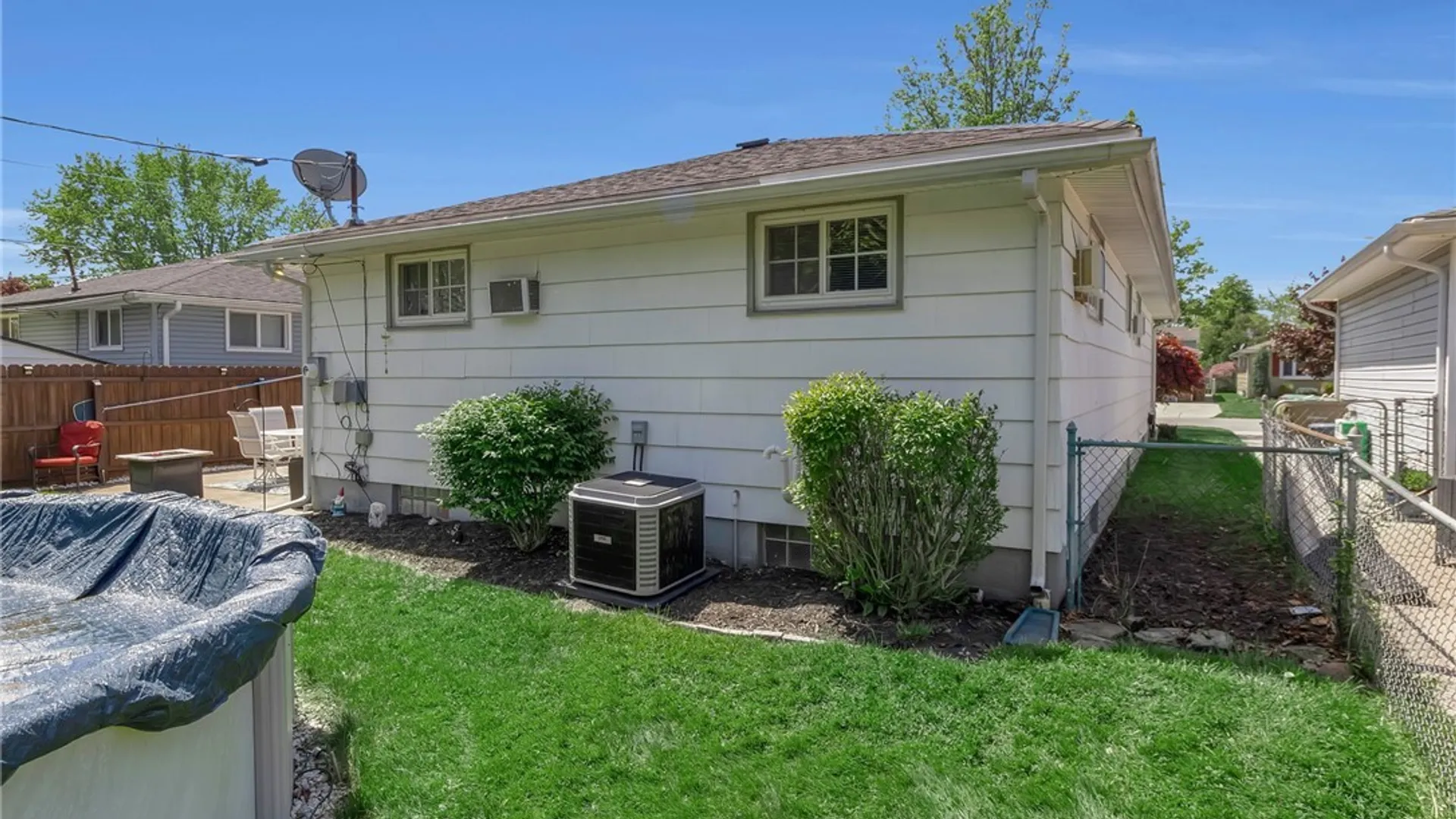 Property at 49 Mayberry Drive, Cheektowaga, NY 14227 38