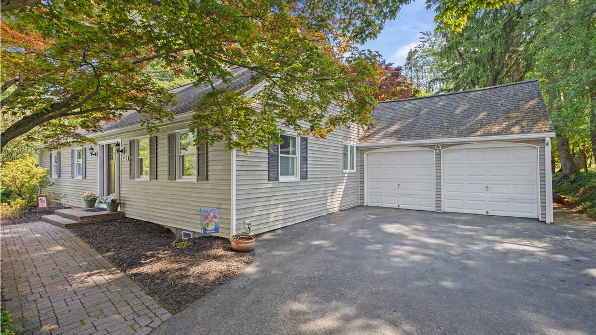 Property at 235 Castle Road, Henrietta, NY 14623 2