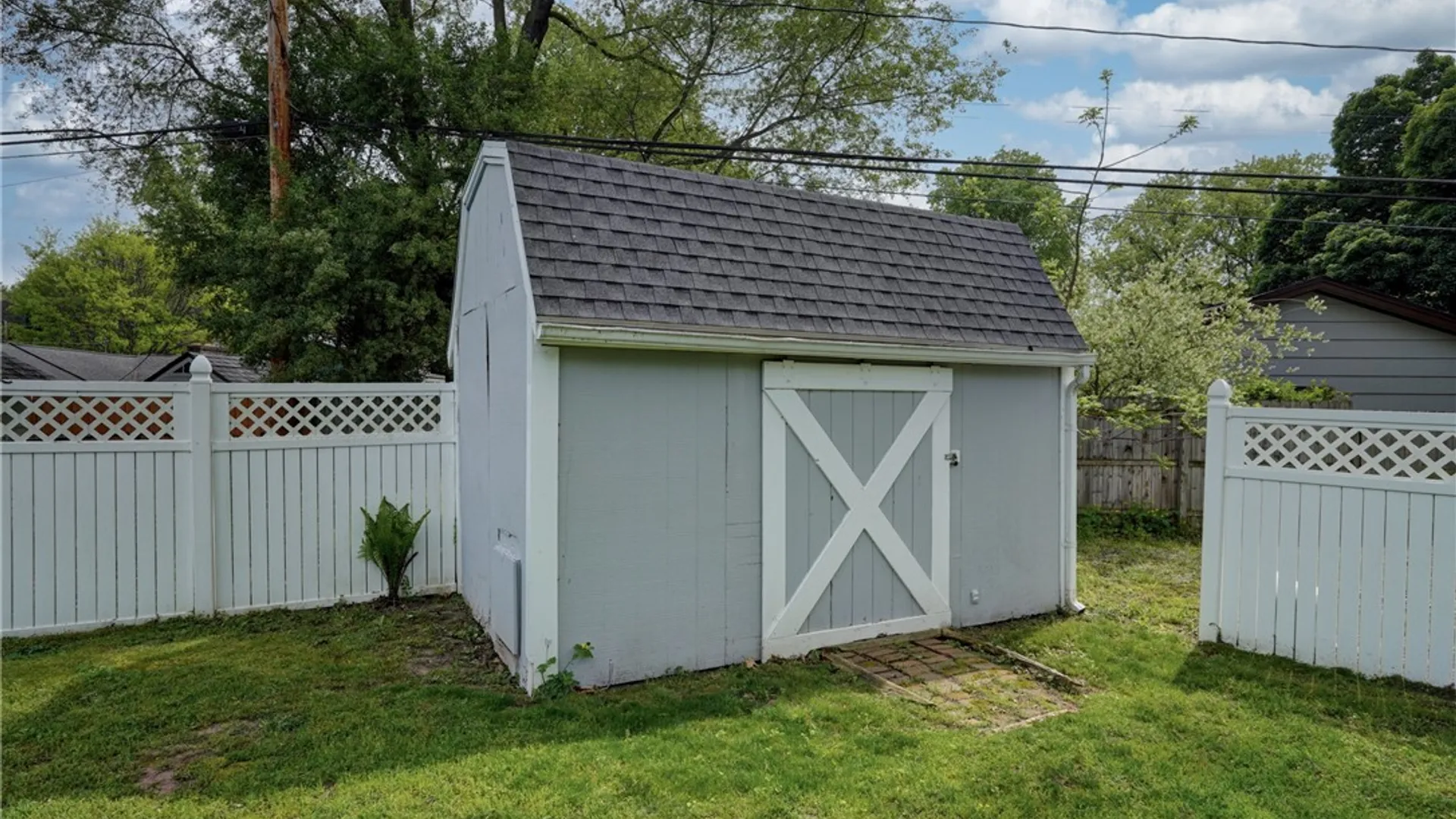 Property at 24 Cullens Run, Pittsford, NY 14534 11