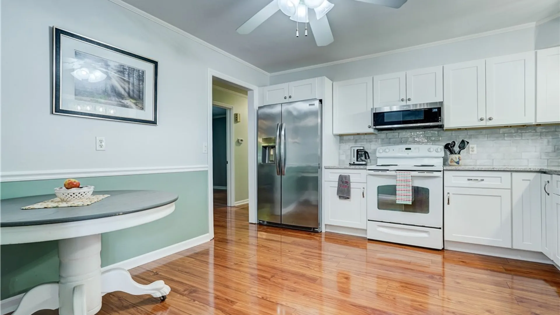 Property at 24 Cullens Run, Pittsford, NY 14534 20