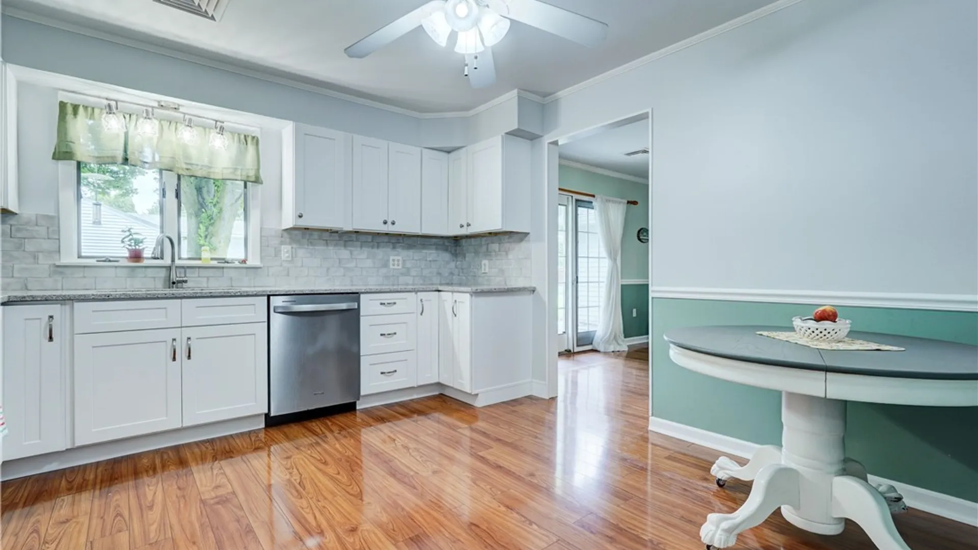 Property at 24 Cullens Run, Pittsford, NY 14534 22