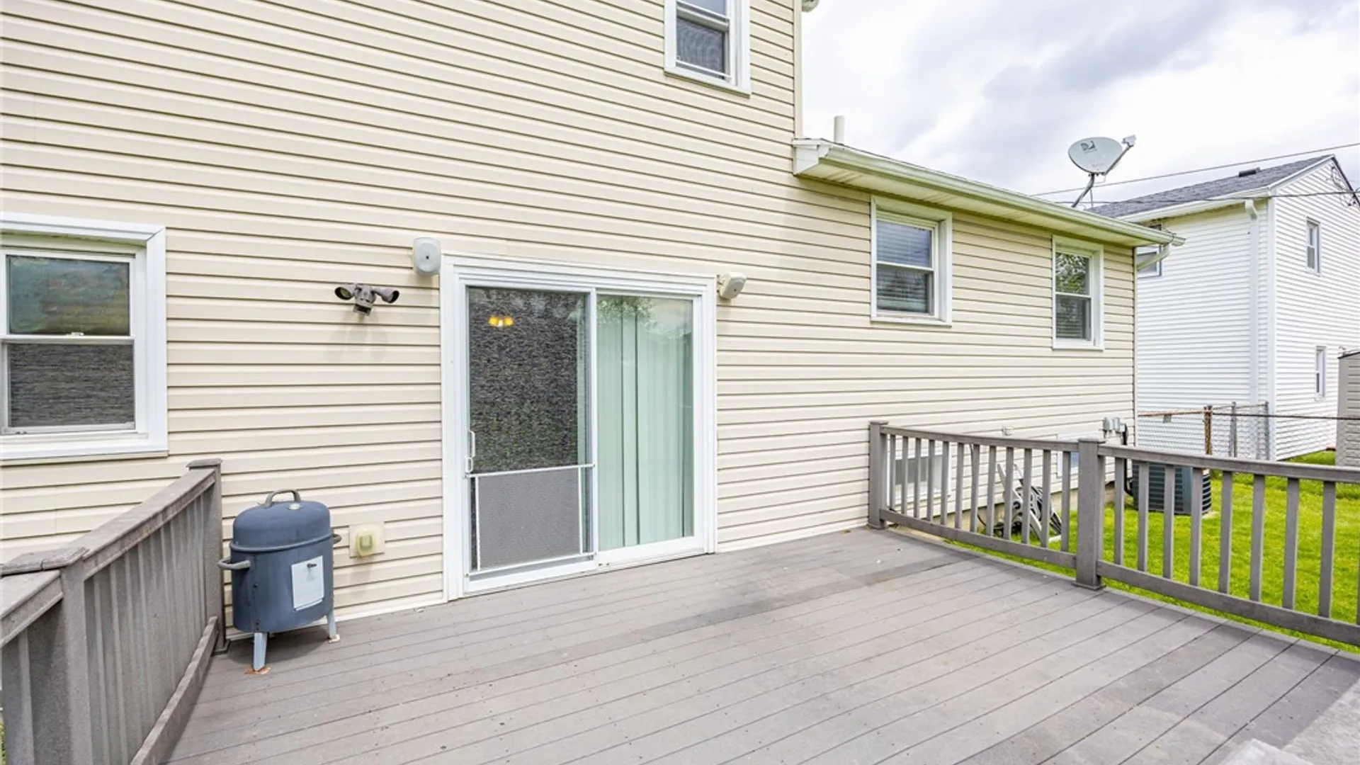 Property at 23 Morningstar Drive, Gates, NY 14606 5