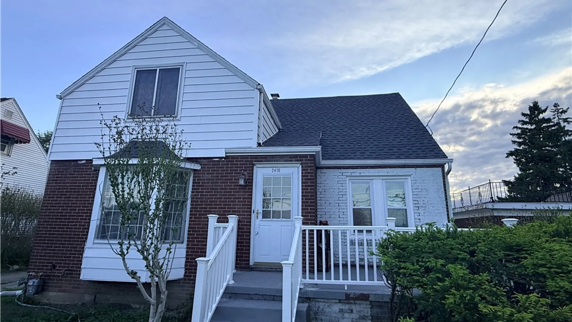 Property at 2410 Harlem Road, Cheektowaga, NY 14225 3