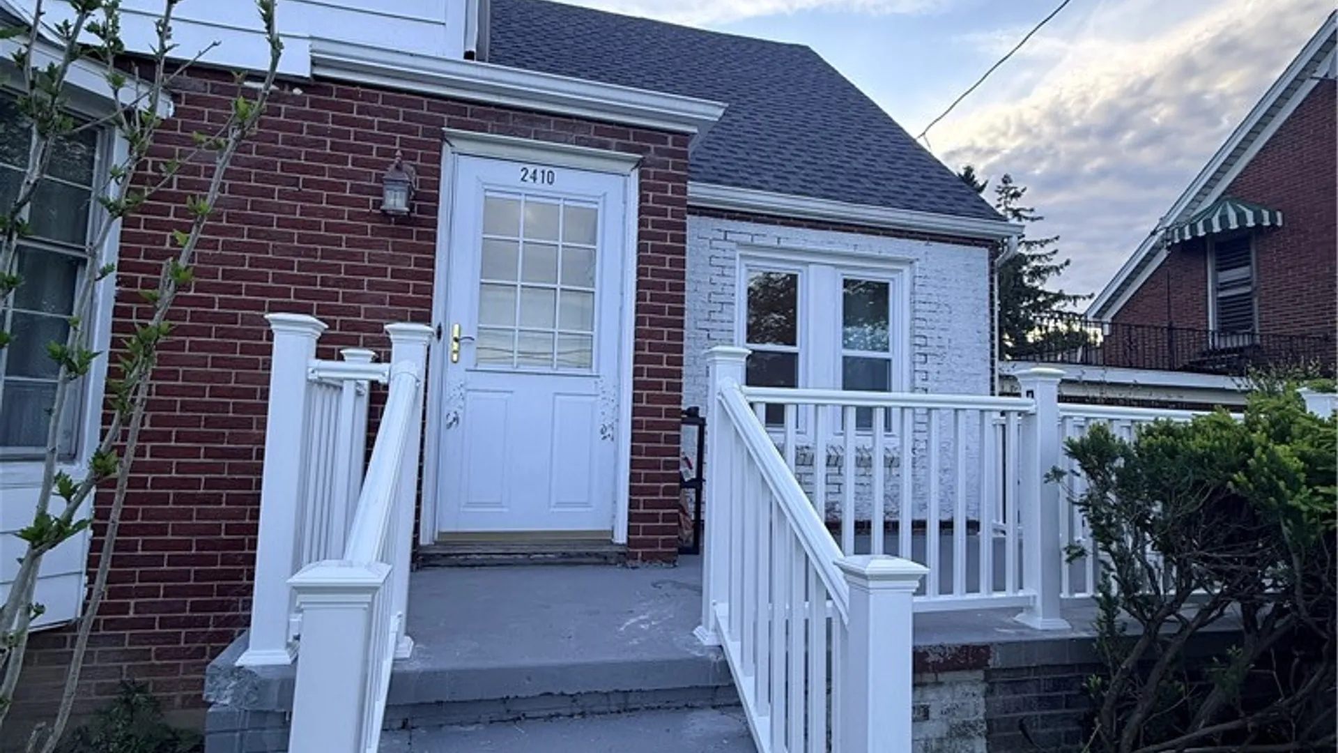 Property at 2410 Harlem Road, Cheektowaga, NY 14225 4