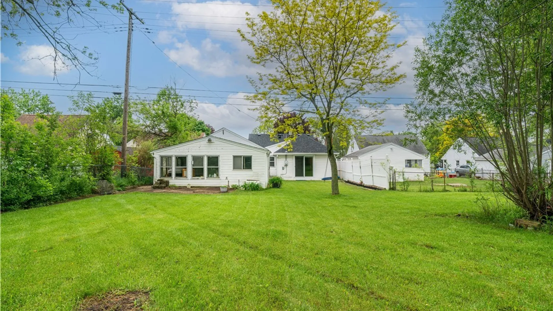 Property at 110 Balbach Drive, Cheektowaga, NY 14225 27