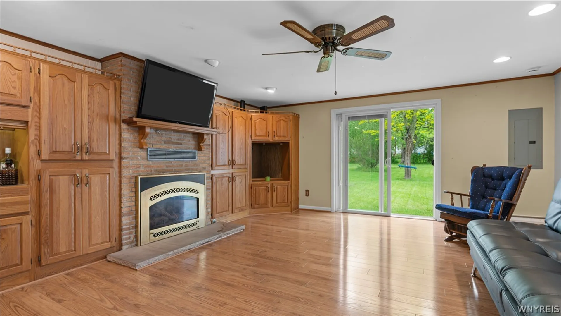 Property at 110 Balbach Drive, Cheektowaga, NY 14225 9
