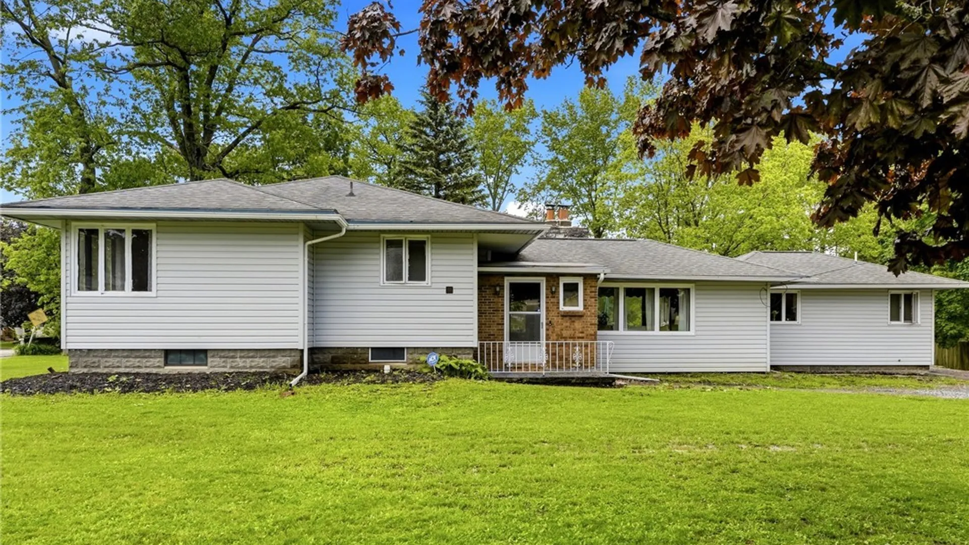 Property at 2061 Kimble Avenue, North Collins, NY 14111 3