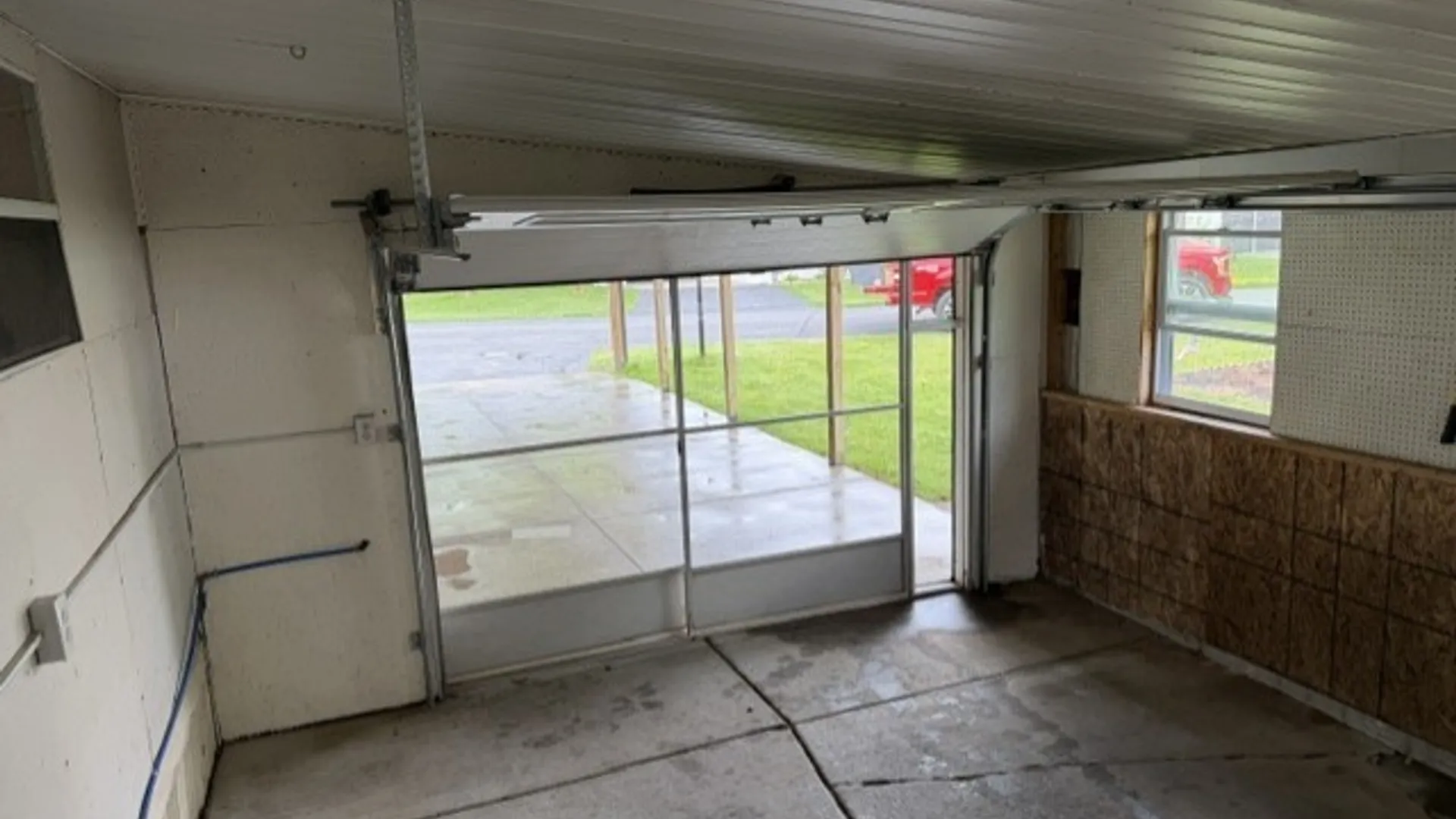 Property at 13 Lorraine Place, West Seneca, NY 14224 10