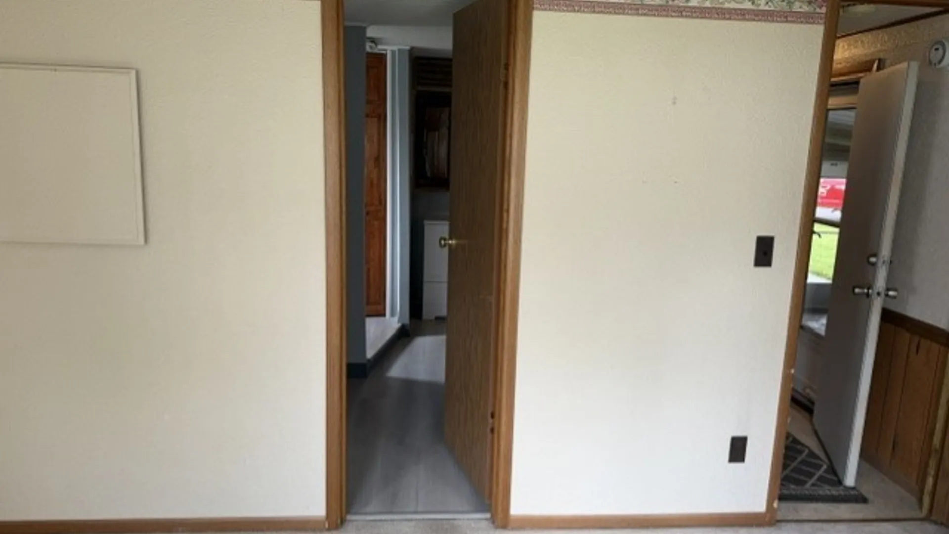 Property at 13 Lorraine Place, West Seneca, NY 14224 23