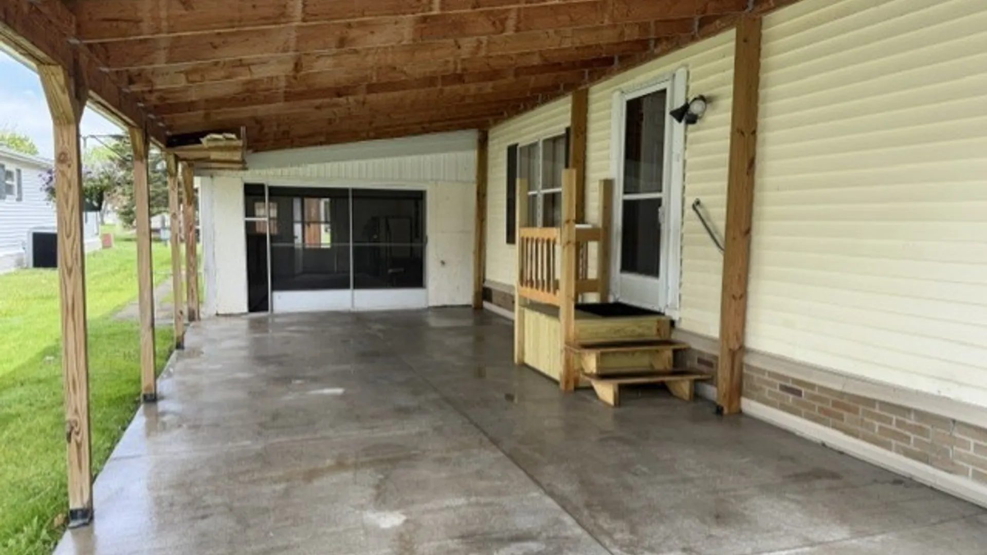 Property at 13 Lorraine Place, West Seneca, NY 14224 7