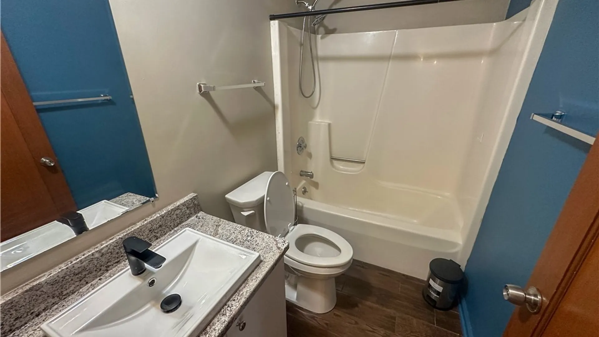 Property at 30 Ely Road, Cheektowaga, NY 14043 15