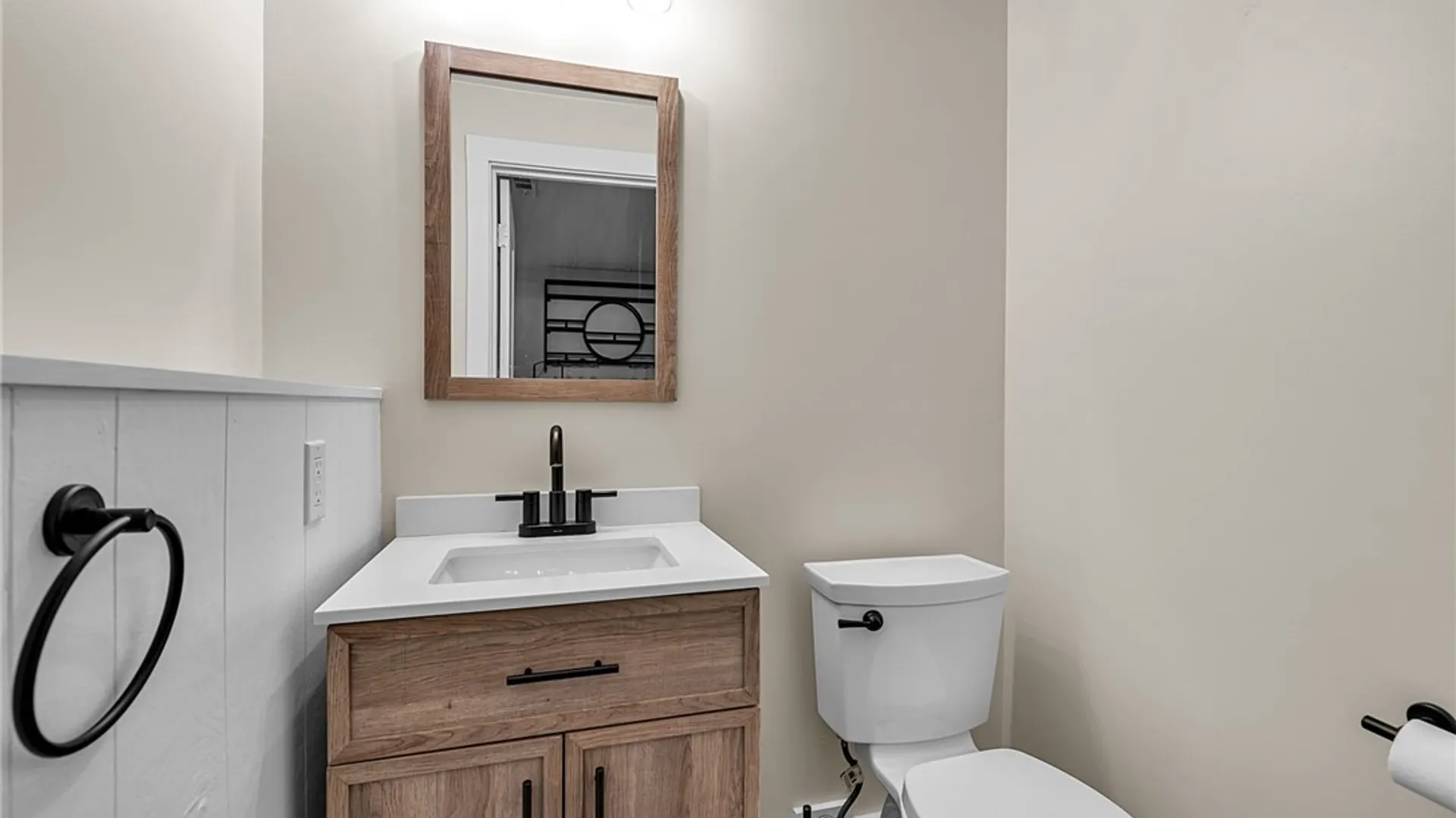 Property at 6658 Royal Parkway, Lockport Town, NY 14094 13
