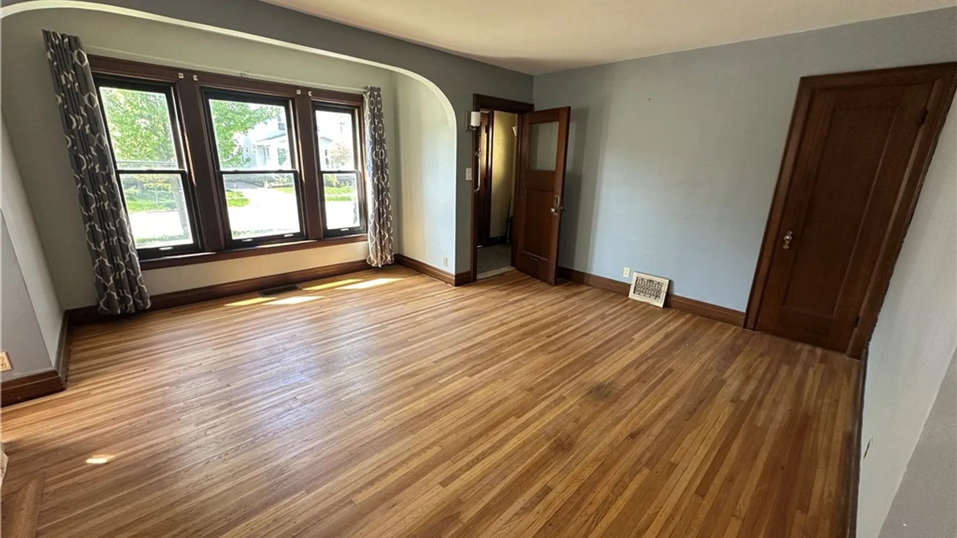 Property at 52 Kenwood Road, Tonawanda, NY 14217 19