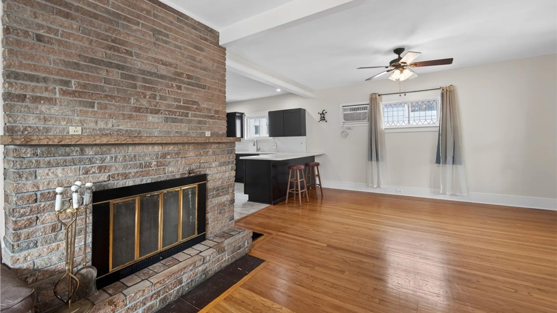 Property at 116 Malverne Dr, Syracuse, NY 13208 9