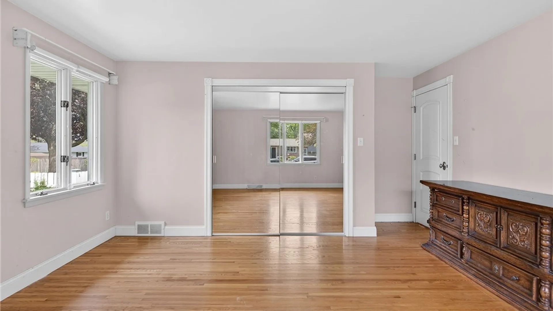 Property at 7706 Saint Joseph Road, Niagara, NY 14304 27