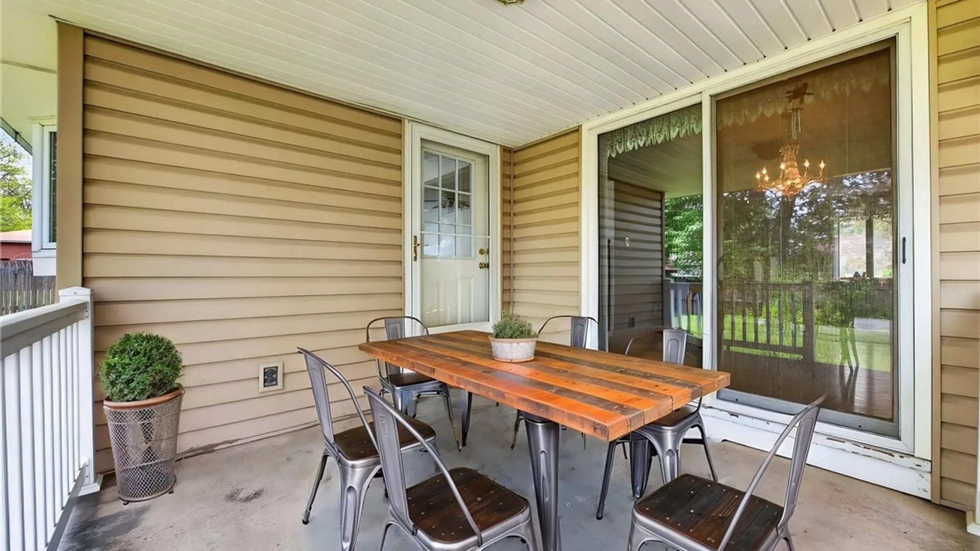 Property at 7706 Saint Joseph Road, Niagara, NY 14304 43