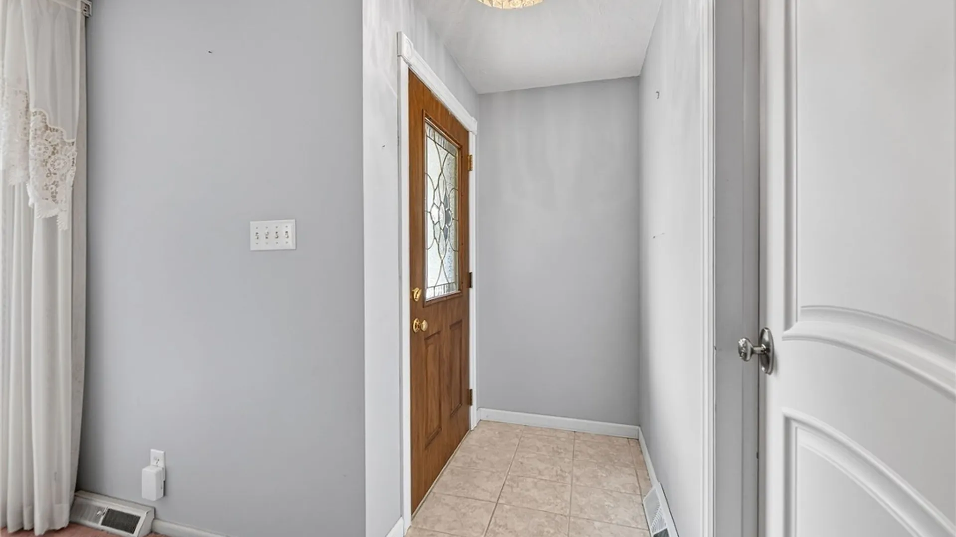 Property at 7706 Saint Joseph Road, Niagara, NY 14304 5