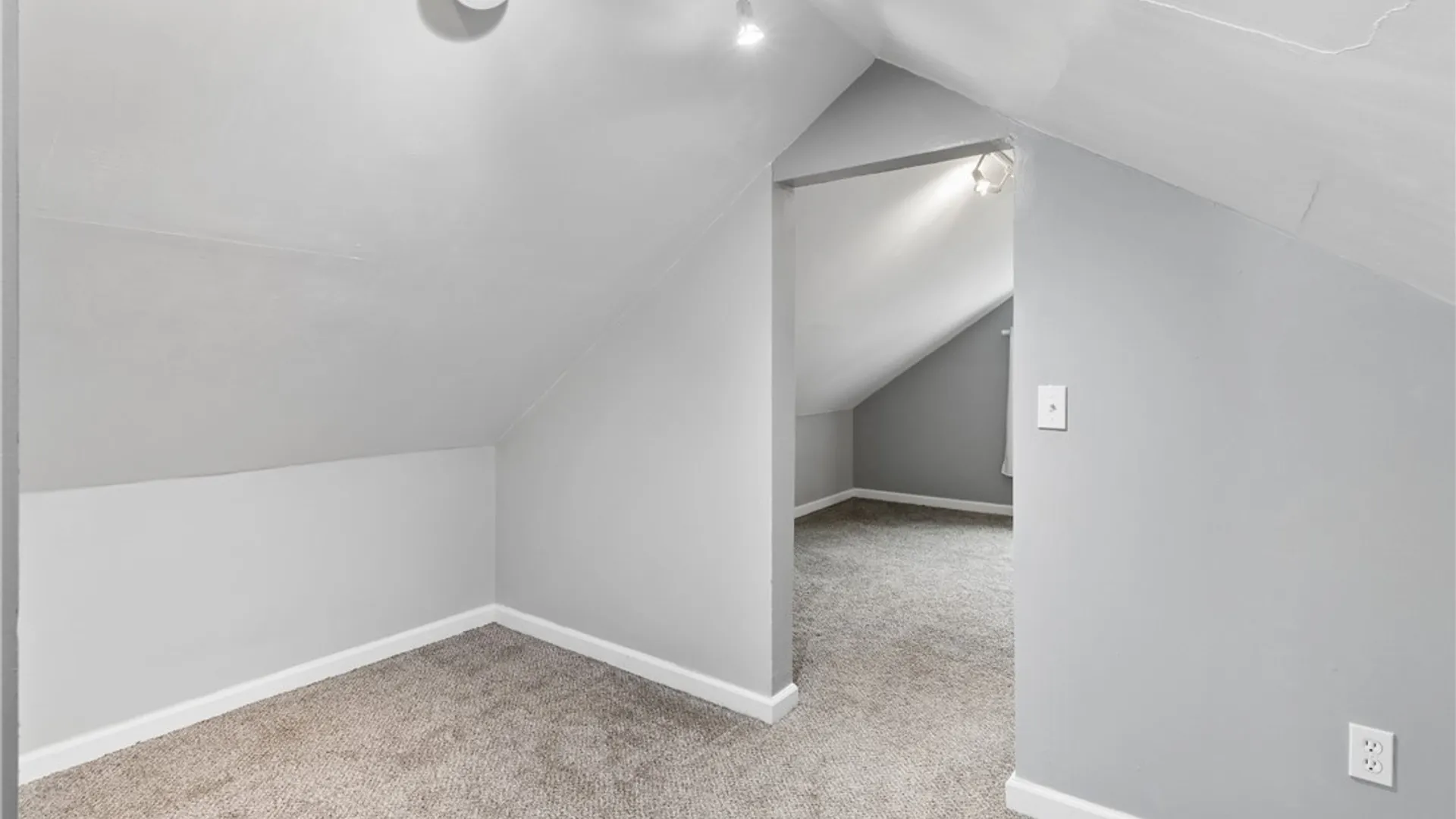 Property at 1061 Bennington Drive, Greece, NY 14616 24