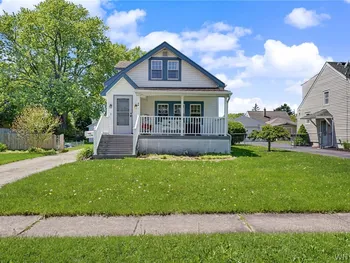 Property at 34 Dellwood Place, Cheektowaga, NY 14225