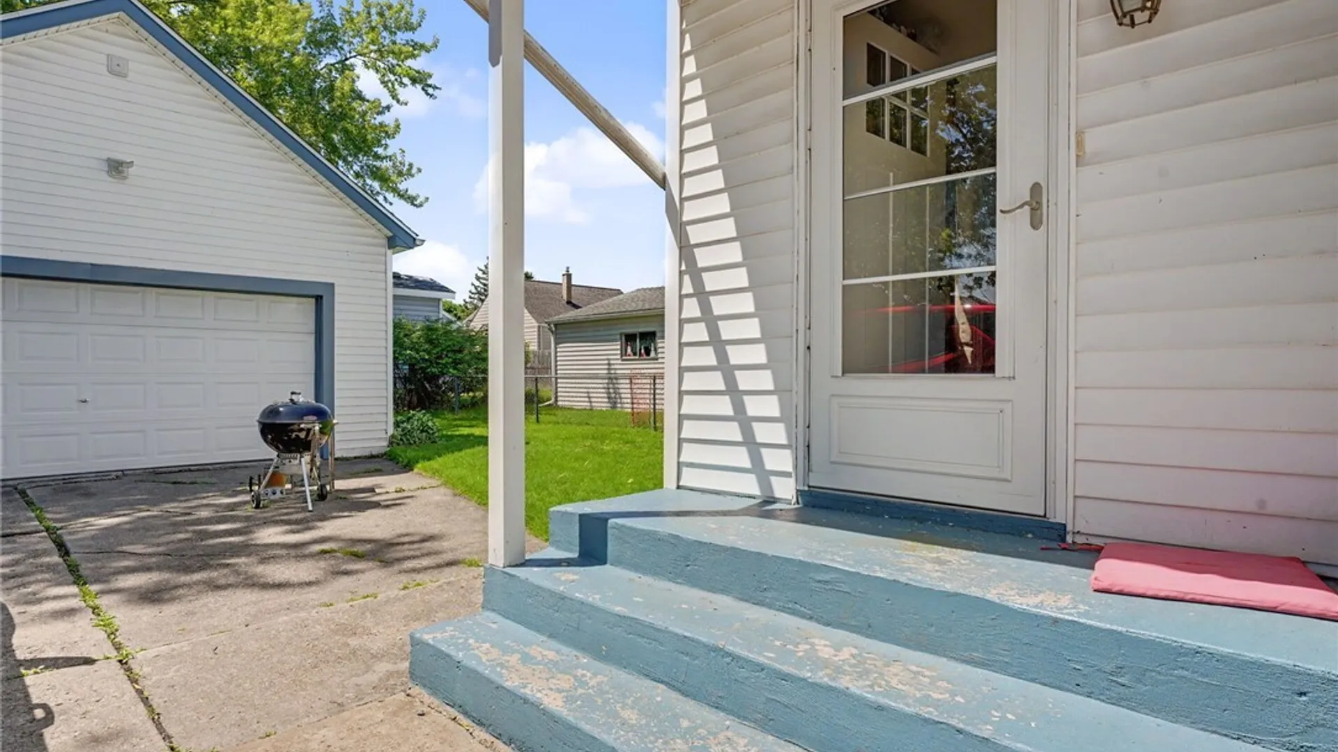 Property at 34 Dellwood Place, Cheektowaga, NY 14225 26