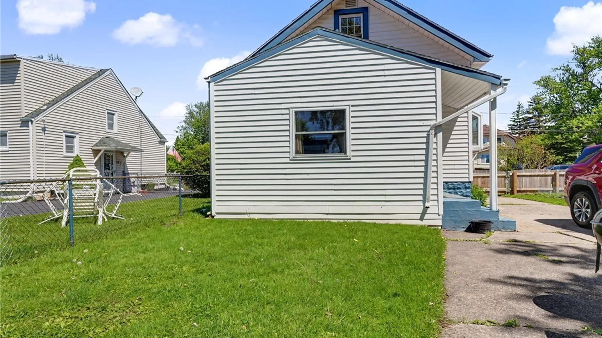 Property at 34 Dellwood Place, Cheektowaga, NY 14225 27