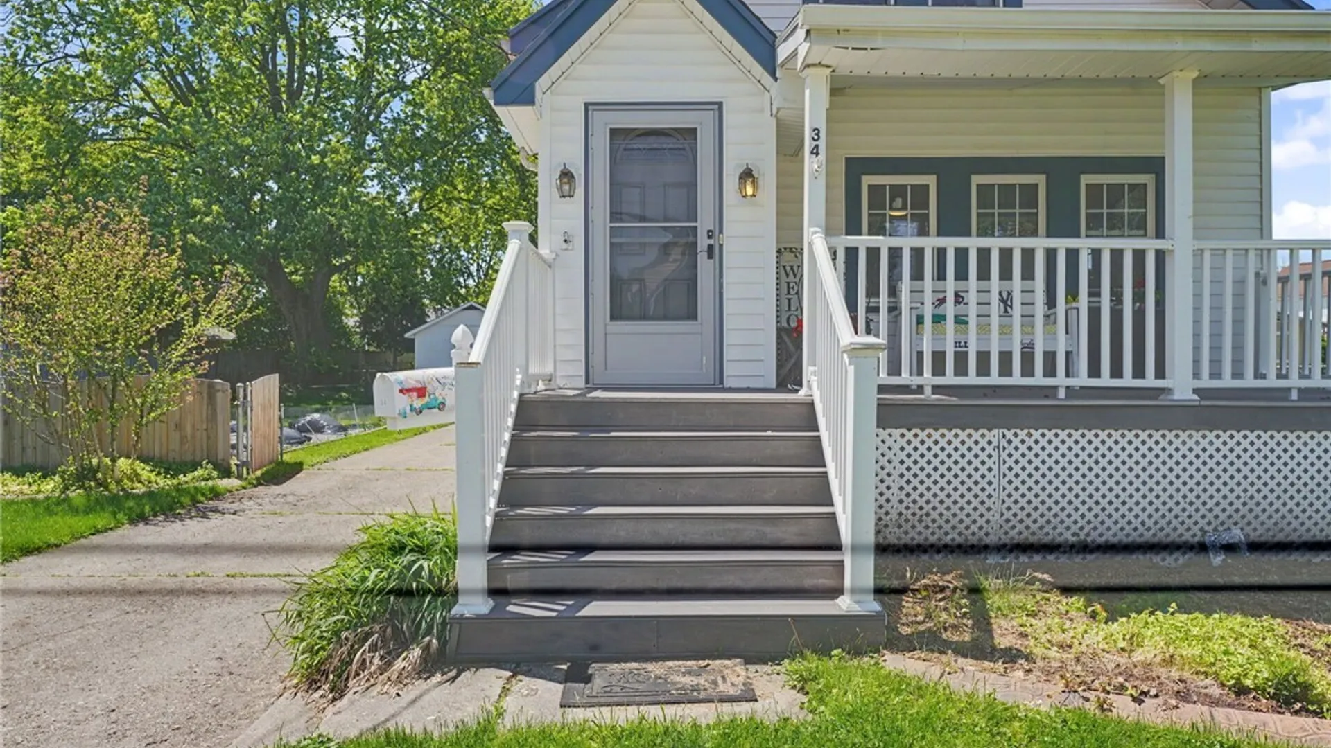 Property at 34 Dellwood Place, Cheektowaga, NY 14225 4