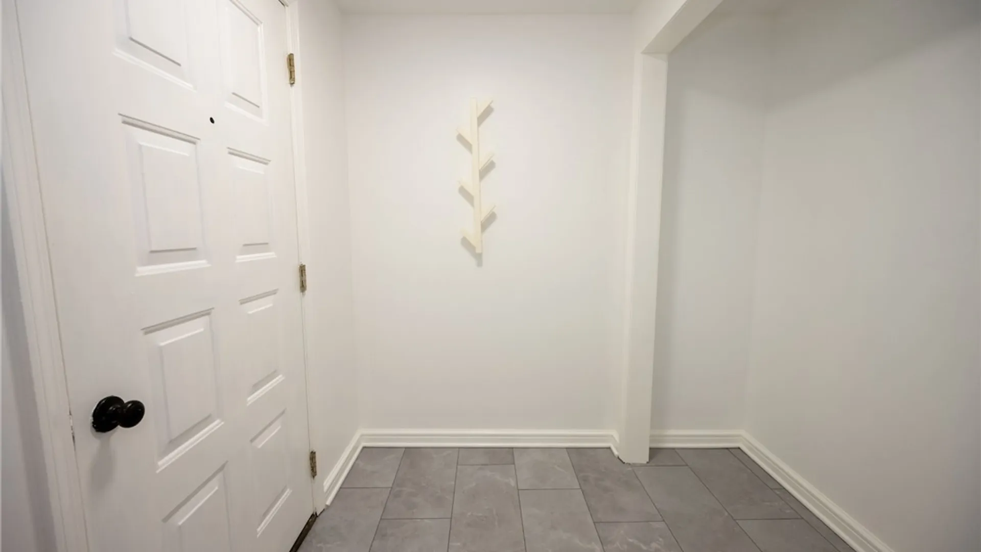 Property at 55 Lind Avenue, West Seneca, NY 14224 4