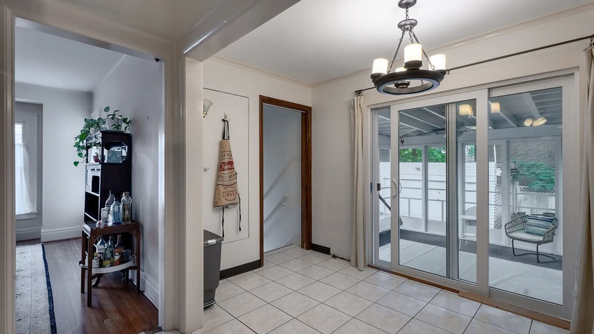 Property at 10 Summit Avenue, Buffalo, NY 14214 17