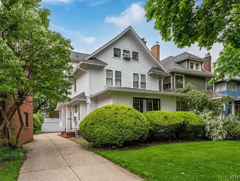 Property at 10 Summit Avenue, Buffalo, NY 14214