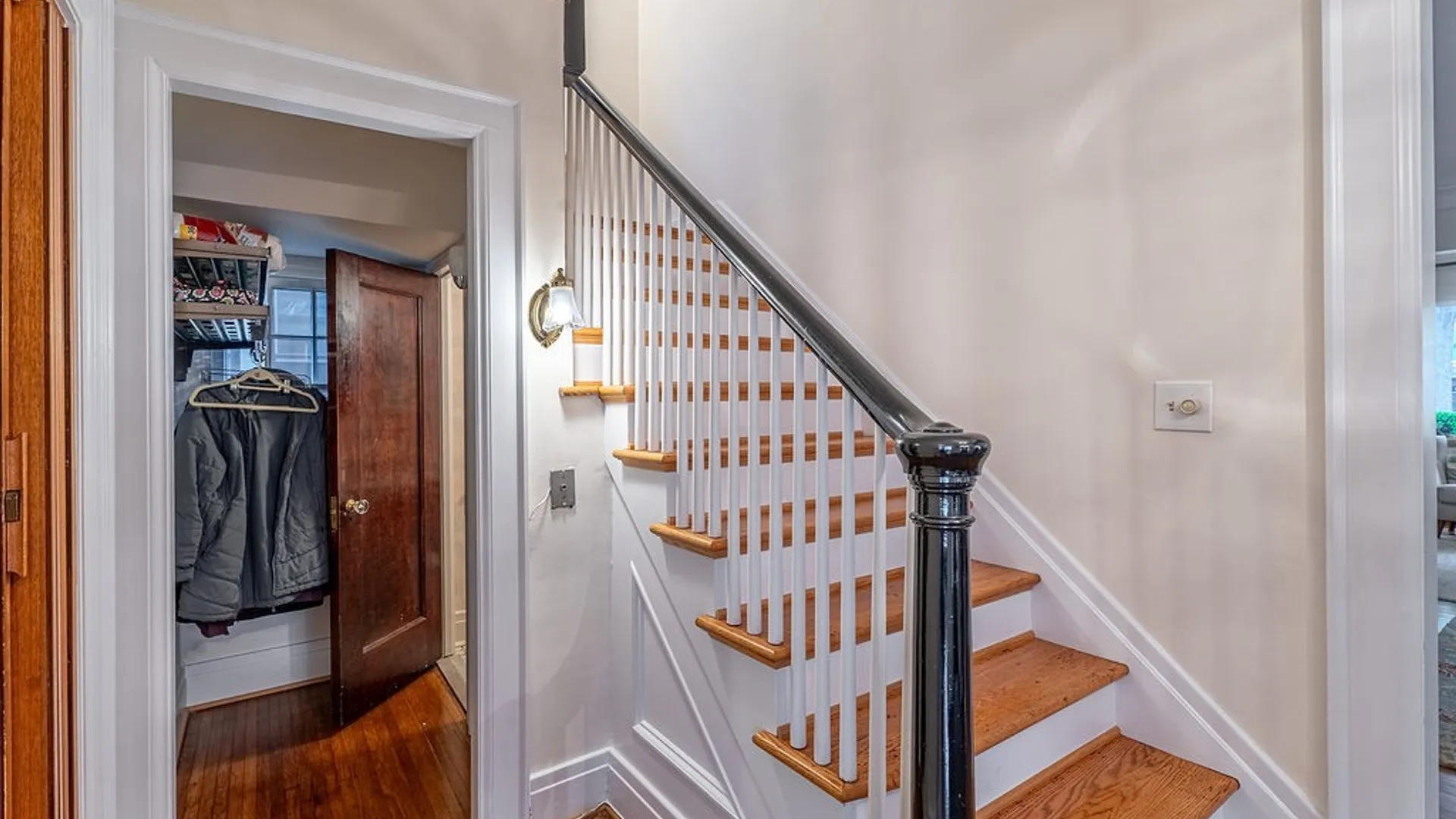 Property at 10 Summit Avenue, Buffalo, NY 14214 21