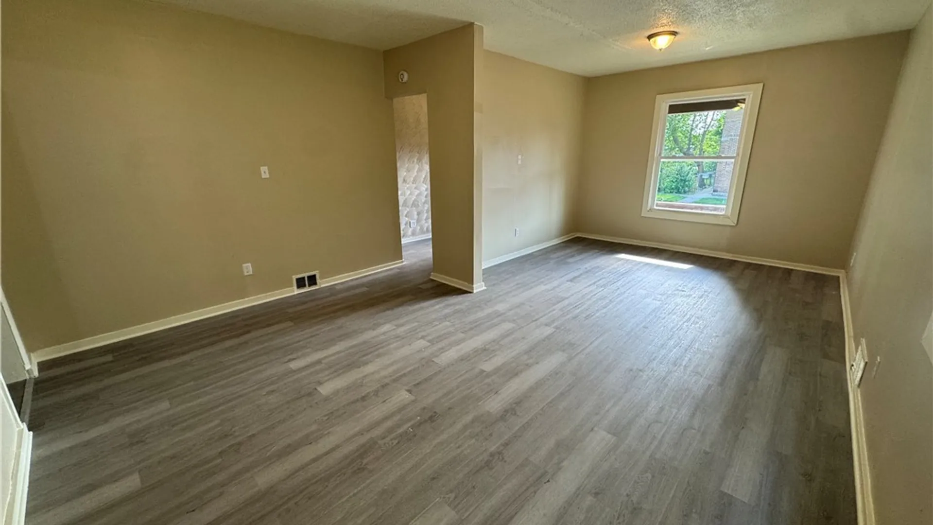 Property at 630 20th Street, Niagara Falls, NY 14301 10
