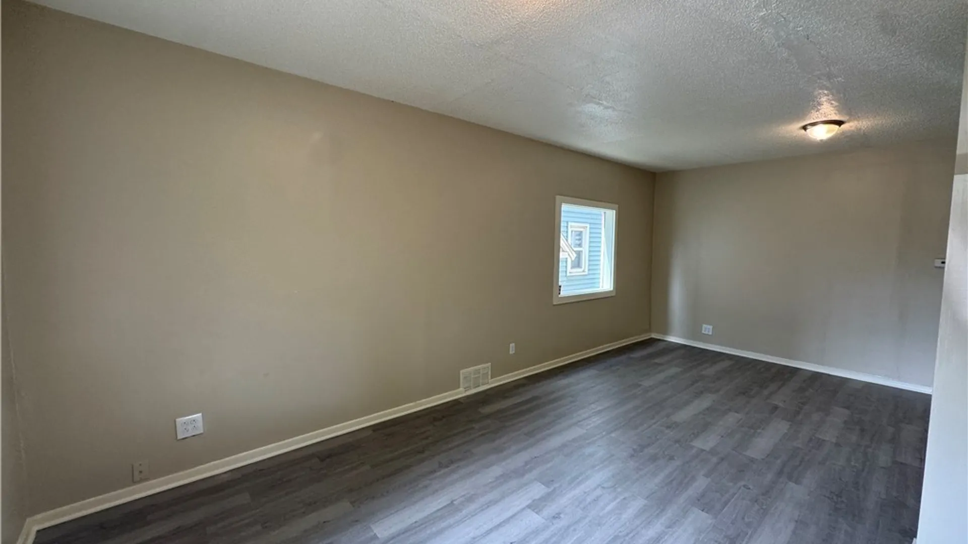 Property at 630 20th Street, Niagara Falls, NY 14301 9