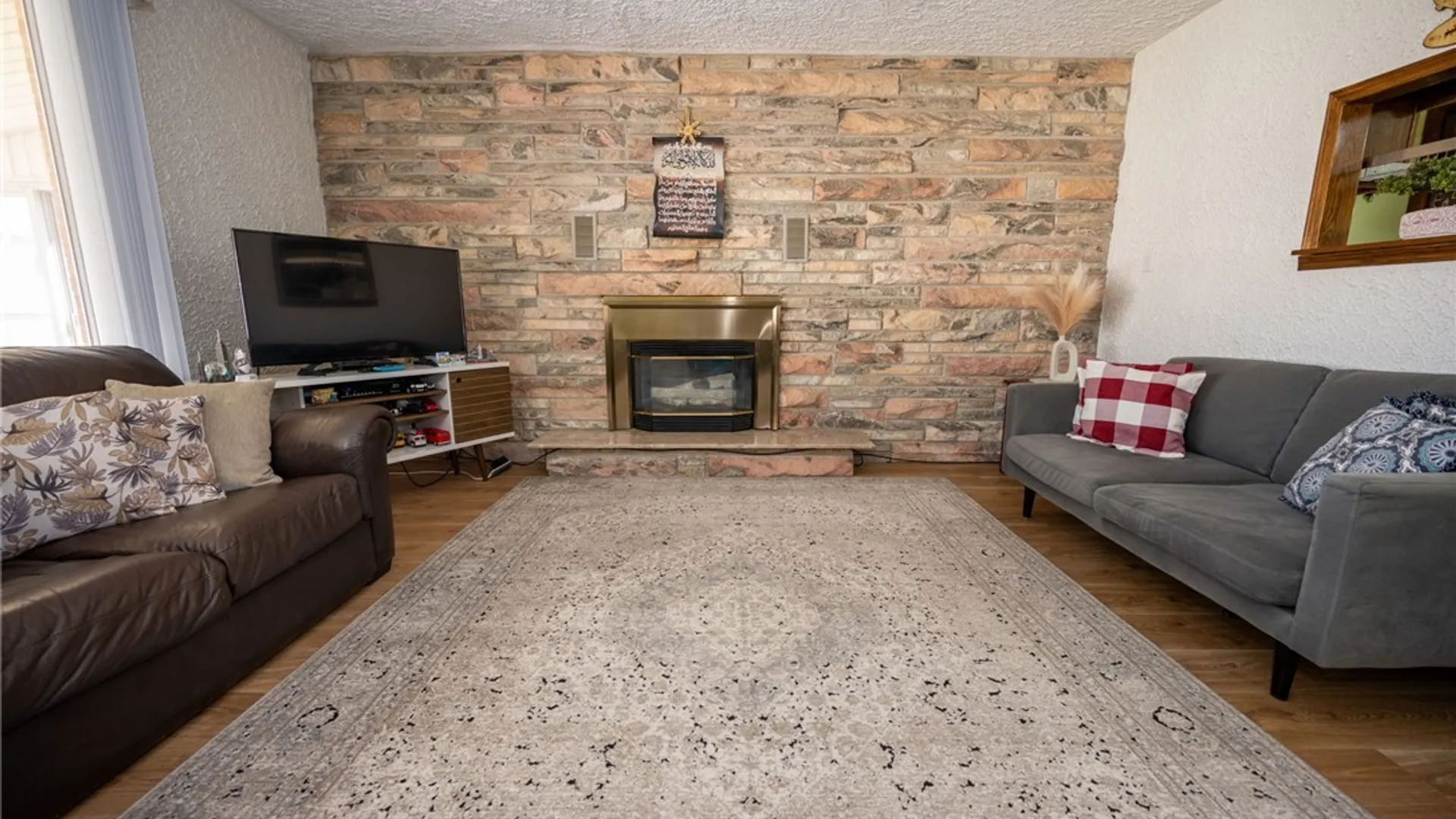 Property at 89 Homeworth Parkway, Cheektowaga, NY 14225 27