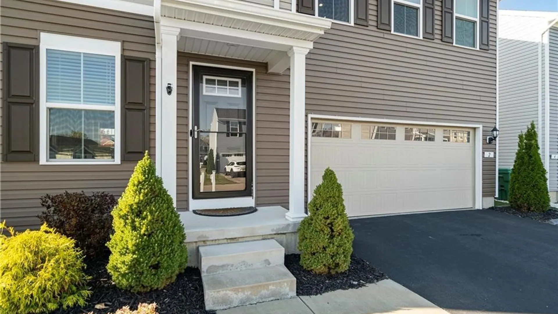 Property at 2 Stelle Street, Hamburg, NY 14075 3