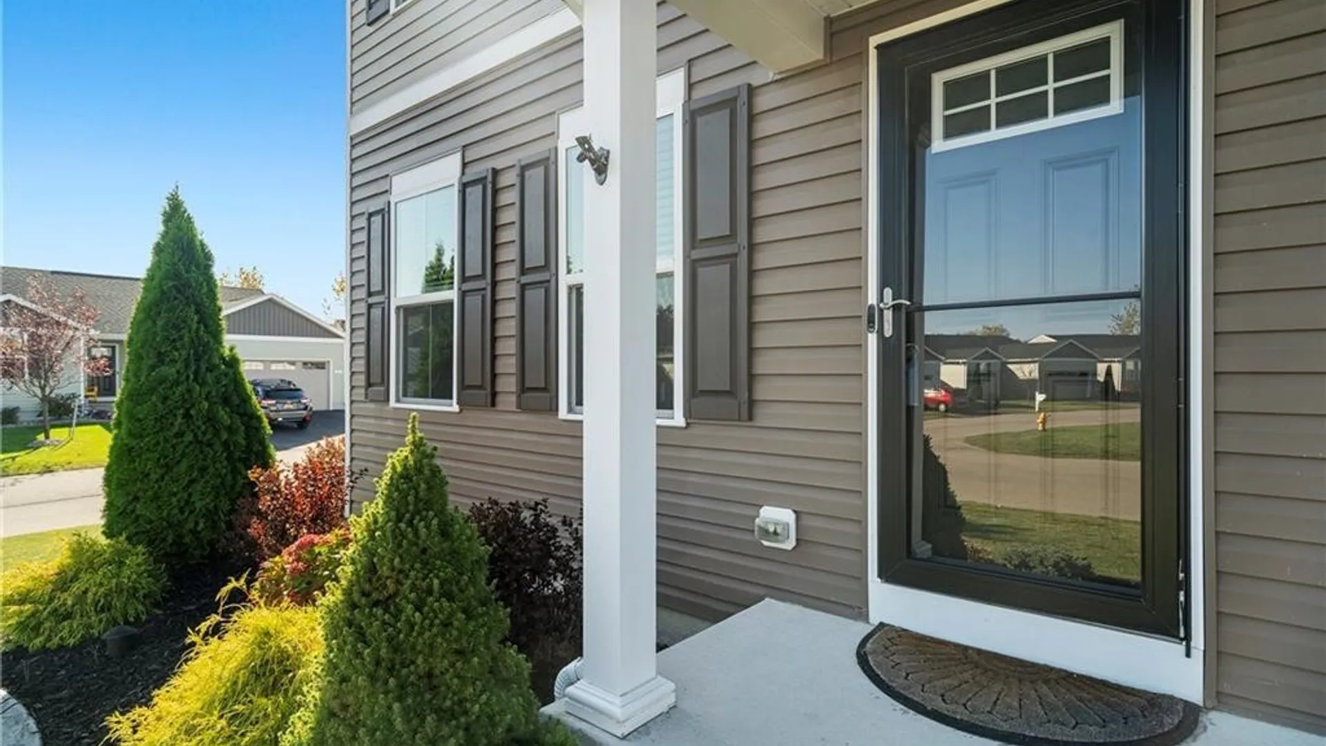Property at 2 Stelle Street, Hamburg, NY 14075 4