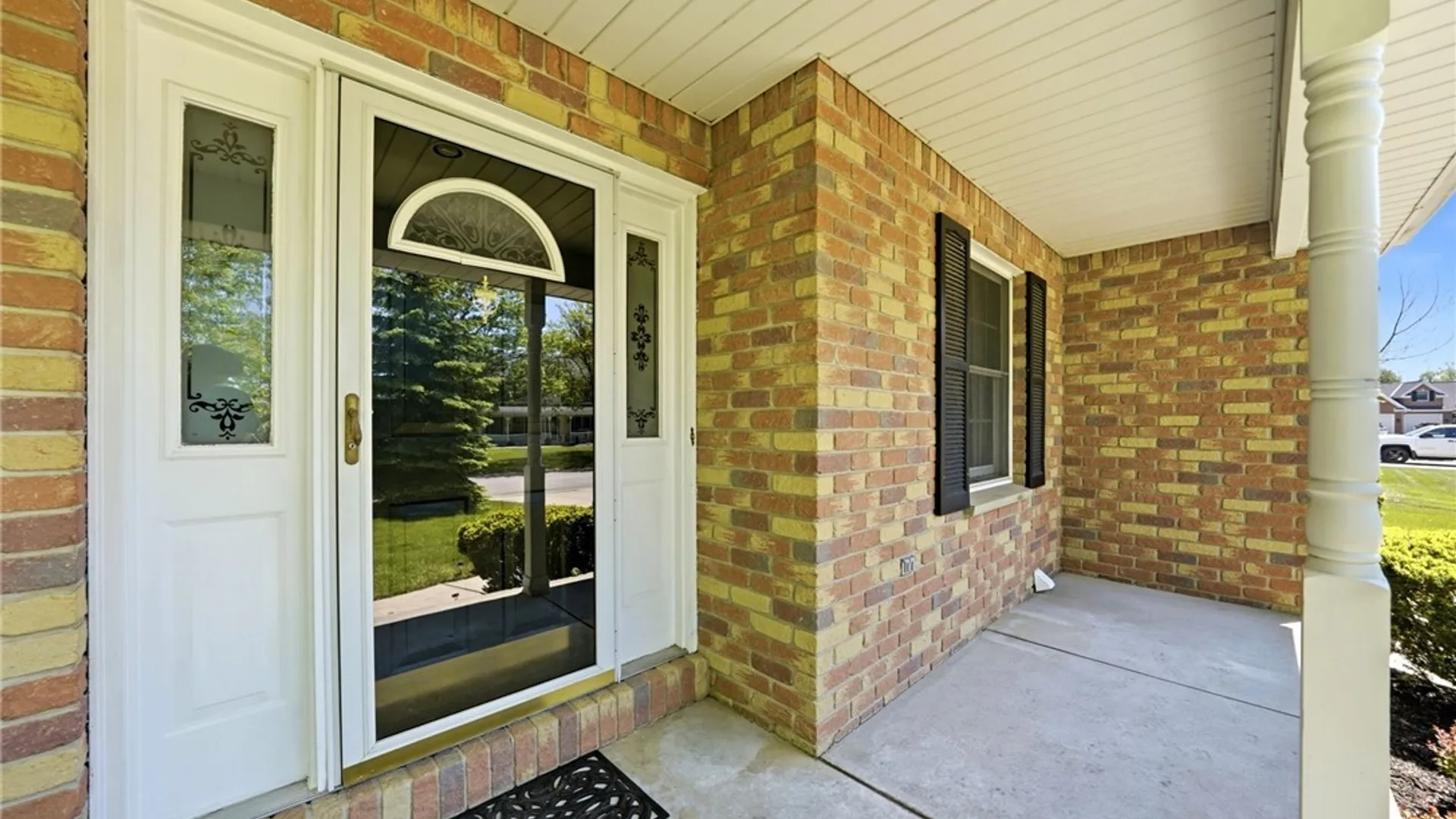 Property at 21 W Royal Hill Drive, Orchard Park, NY 14127 4